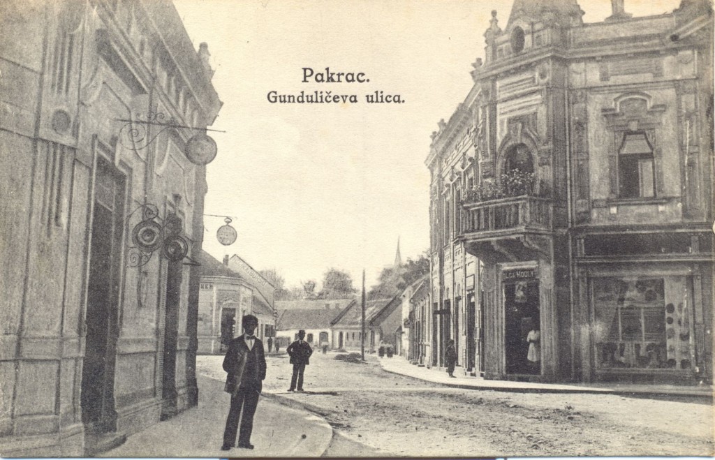 gunduliceva-ulica-danasnja-ulica-brace-radica-pakrac1918-foto-simic-zagreb-1918