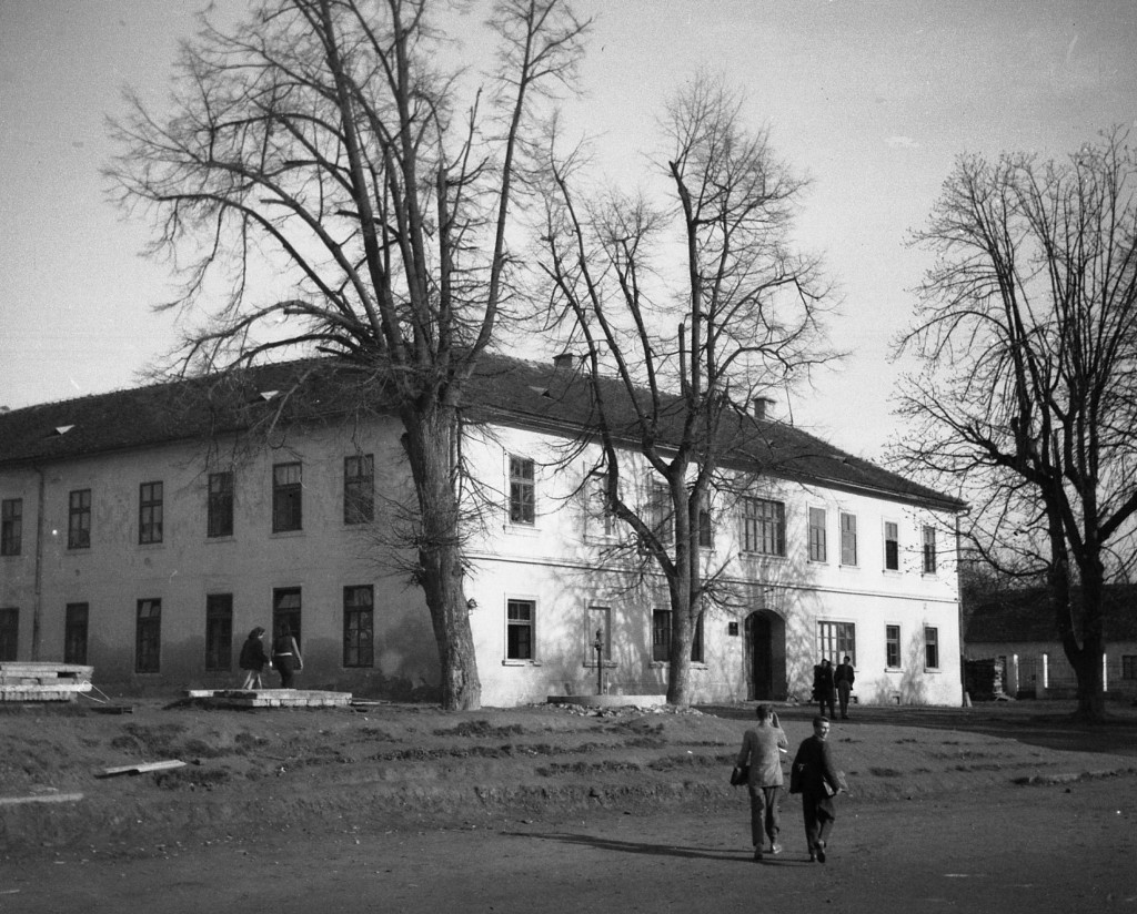 zgrada-gimnazije-i-uciteljske-skole-pakrac-1958